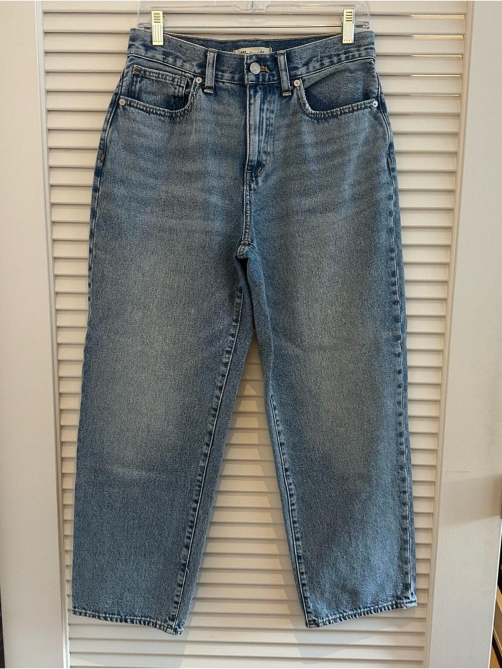 Madewell Petite Baggy Straight Jeans in Olvera Wash